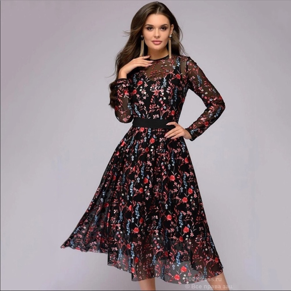 PREORDER NOW! Embroidered Floral Black Midi Dress - Picture 1 of 6